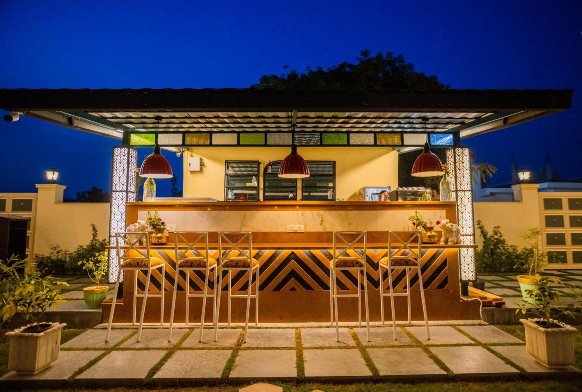 Da Bungalow - A Vacation Abode Agra  Esterno foto