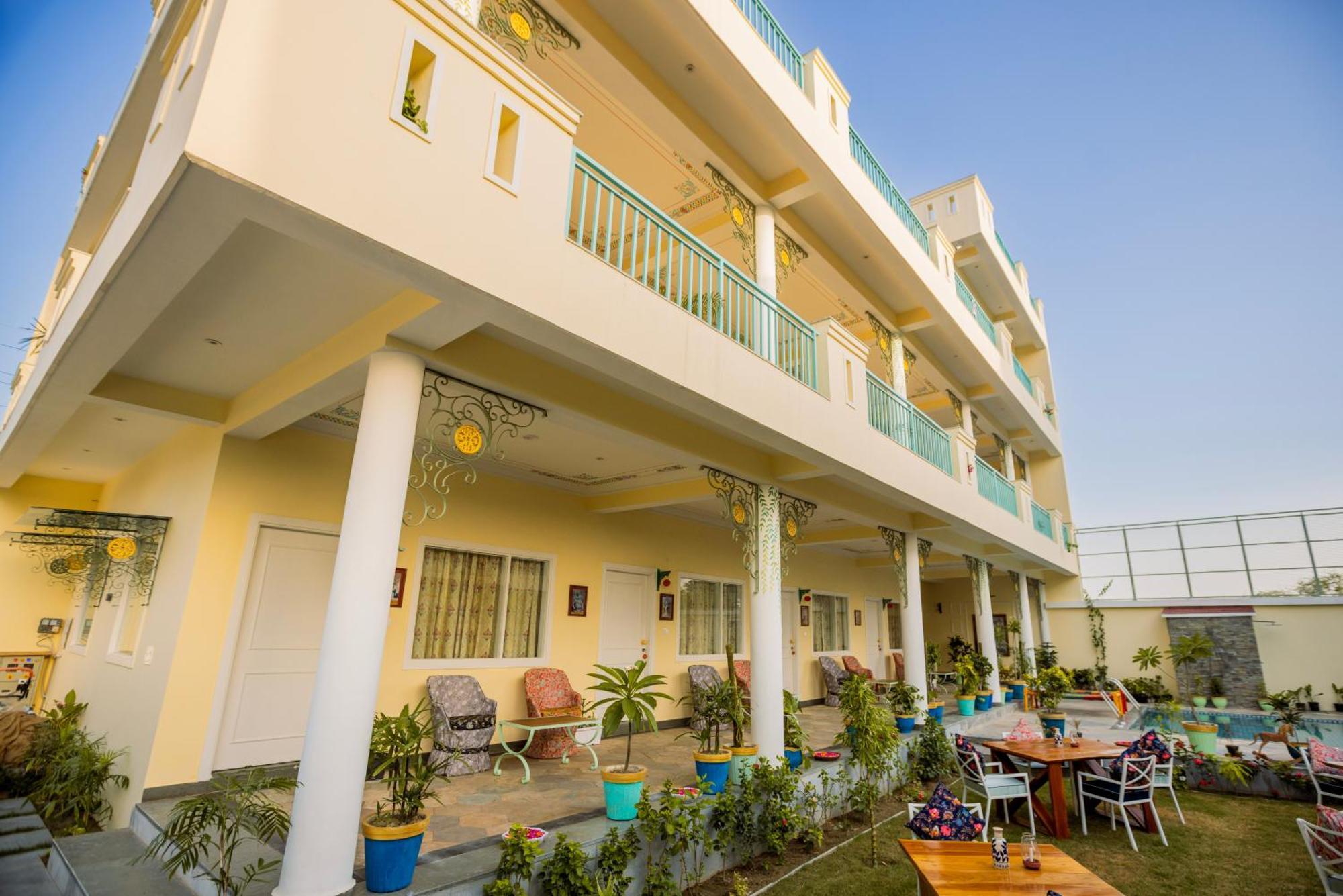 Da Bungalow - A Vacation Abode Agra  Esterno foto